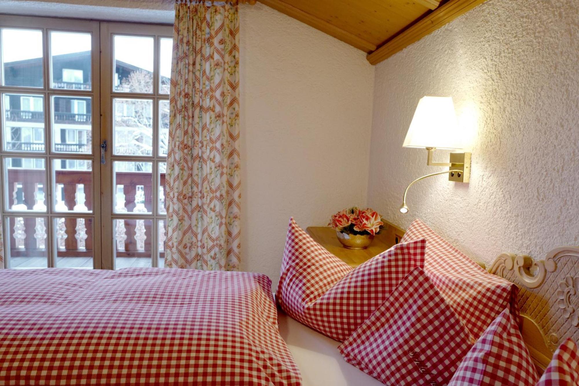 Hotel Maier Zum Kirschner Rotta Exteriör bild